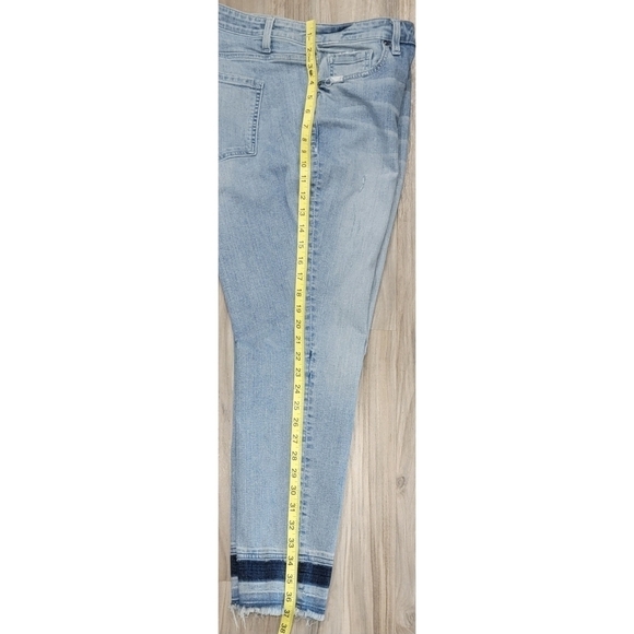 Lane Bryant Raw Hem Plus Size Jeans size 18 - Picture 4 of 7